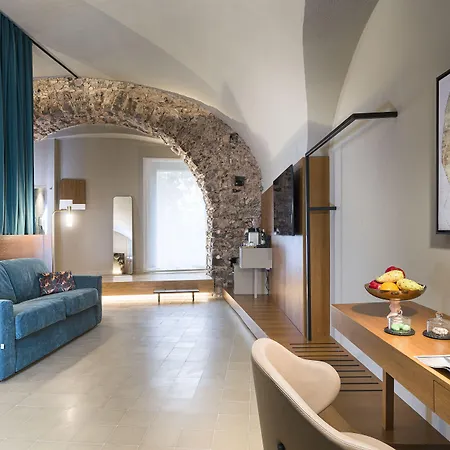 Bastio Private Suites-3